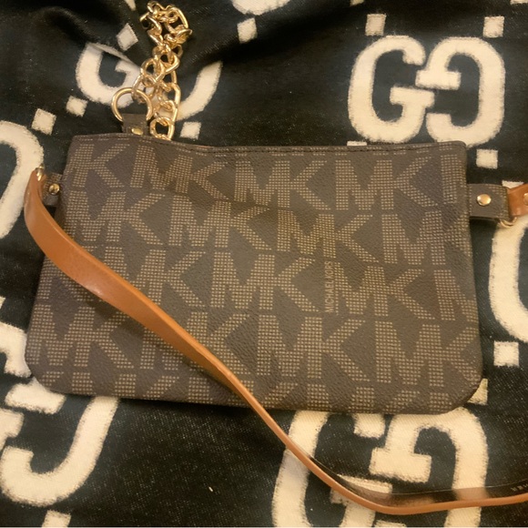 Michael Kors Belt bag - Picture 4 of 5